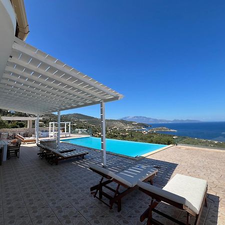 Villa Meganisi Agios Nikolaos  Buitenkant foto