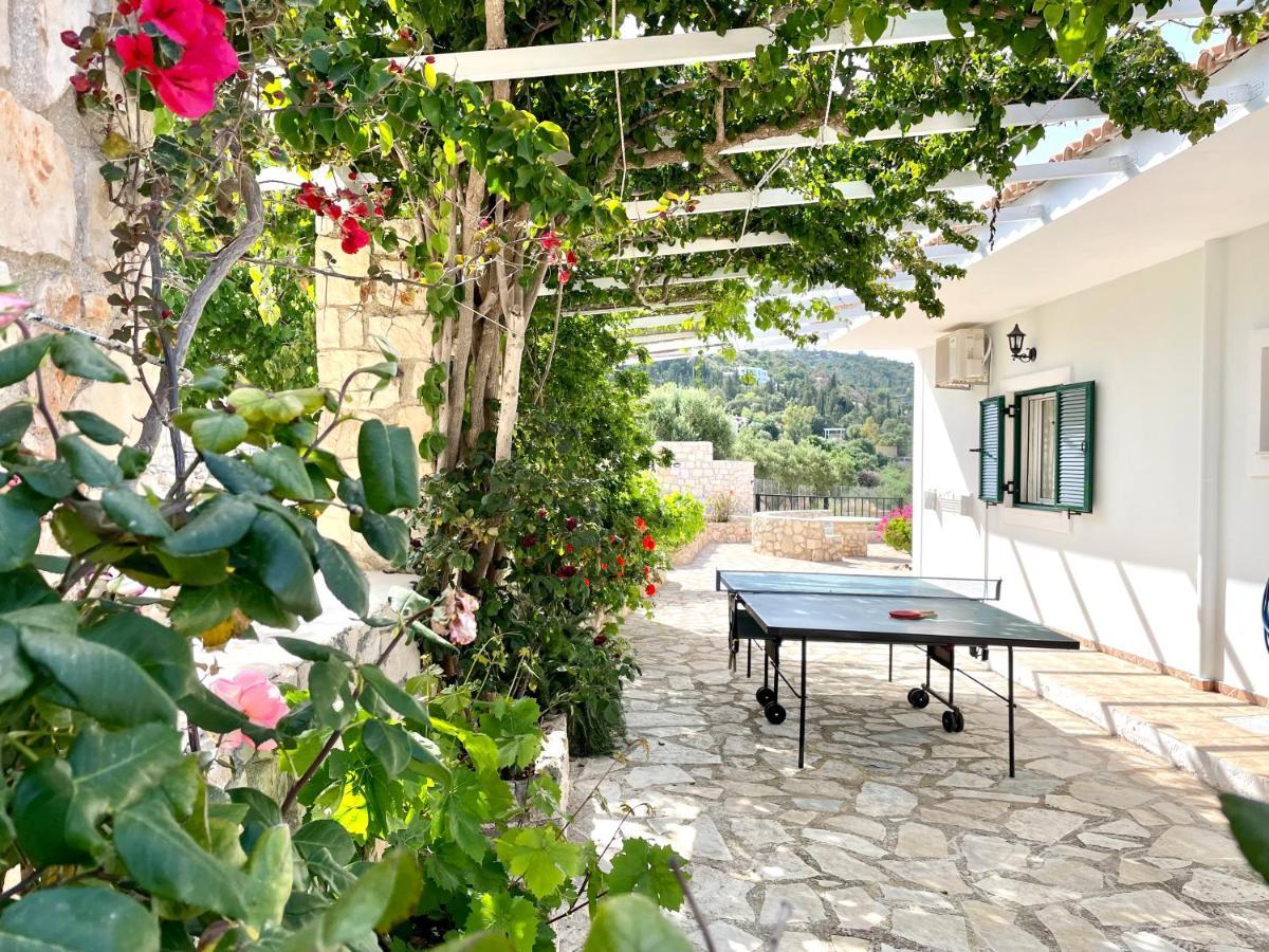 Villa Meganisi Agios Nikolaos  Buitenkant foto